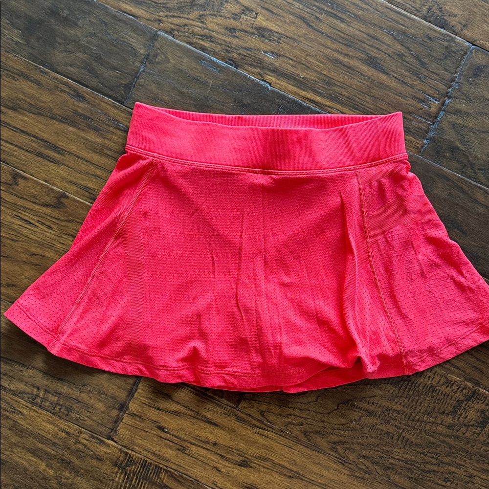 Lululemon red skort size 6